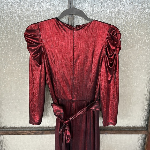 Retrofête Monroe Metallic Puff-Sleeve Jumpsuit size S - Picture 11 of 13